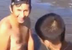 2 Friends 1 Fish.png