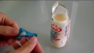 Mentos Yakult.png